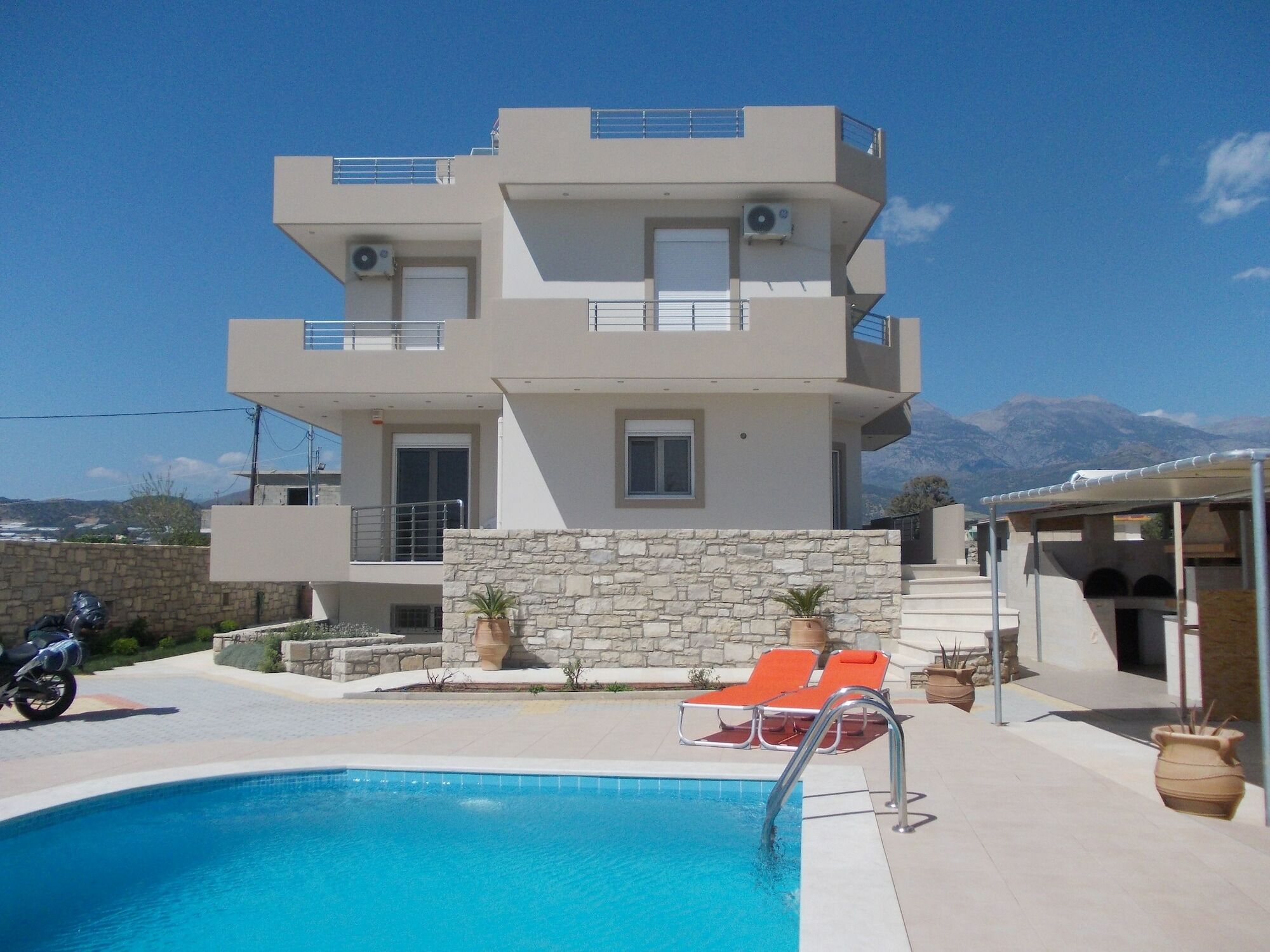 Elpidis Villa Kokkinos Pirgos Bagian luar foto